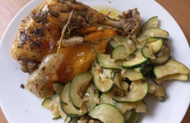 Chorvatská kuřecí stehna s olivovým olejem