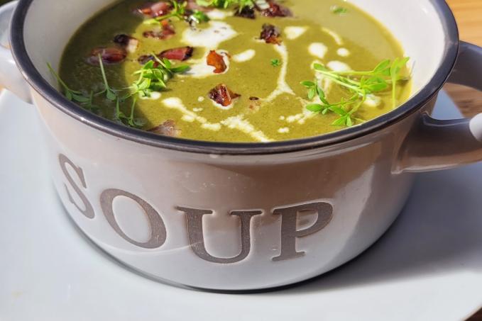 POLÉVKA ŠPENÁTOVÁ