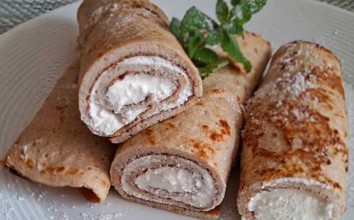 Palačinky bez mouky plněné tvarohem