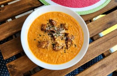 Polévka z pečené zeleniny (s bílkovinami)