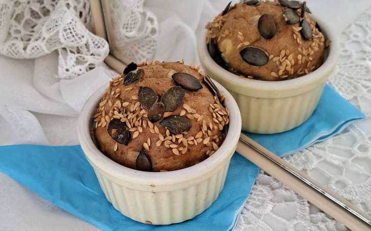 Tuňáková houstička