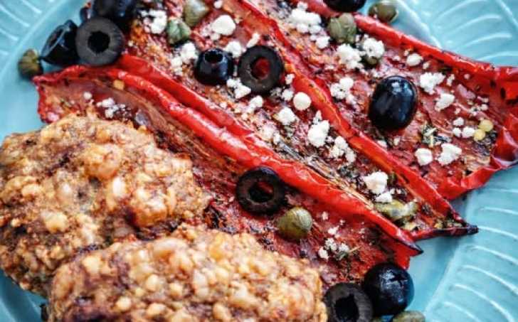 Sýrové karbanátky a pečené papriky