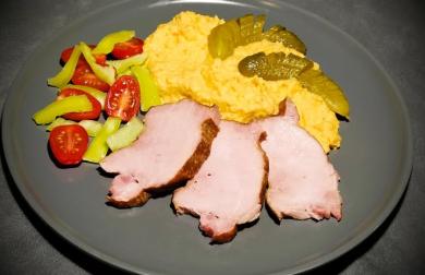 UZENÉ MASO S CELEROVOU KAŠÍ