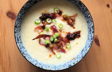 Krémová květáková polévka se slaninou