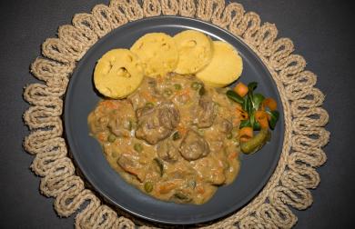 Bratislavská krkovička s low carb knedlíkem