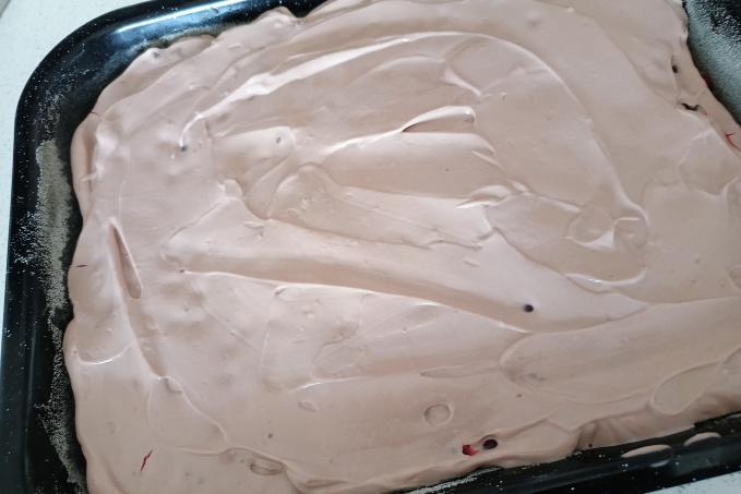 Kefírová buchta s tvarohovým krémem