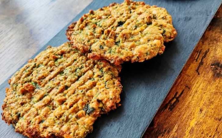 Škvarkové placky s medvědím česnekem