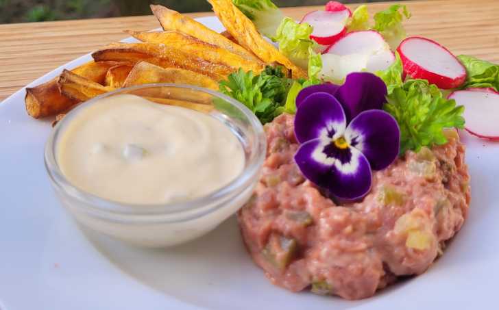 BELGICKÝ TATARÁK S BATÁTOVÝMI HRANOLKY