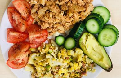 Květák s vejcem na dva způsoby