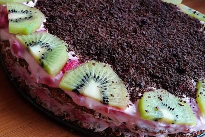 Tvarohovo-ovocný dortík