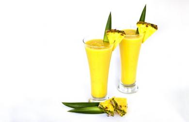 Ananasovo-ředkvičkový koktejl