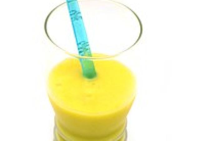Avokádové smoothie s kokosem