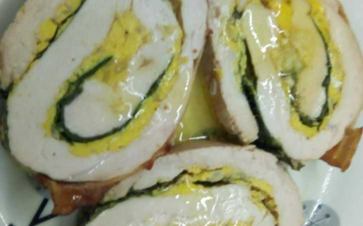 Krůtí roláda se špenátem a batátové pyré