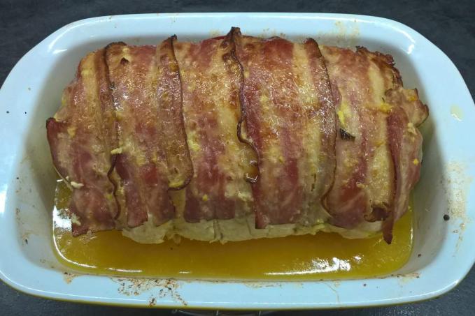 Krůtí roláda se špenátem a batátové pyré