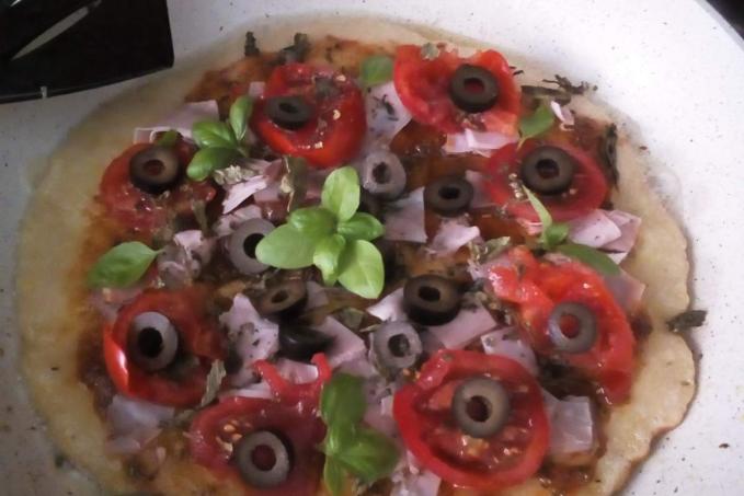 Povedená pánvičková pizza - nízkosacharidová
