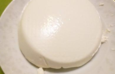 Domácí Lučina - 9,-/100g