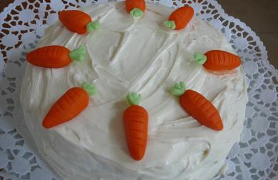 Mrkvový dort s rakytníkovými vločkami - bez lepku a laktózy z jednodruhových mouk