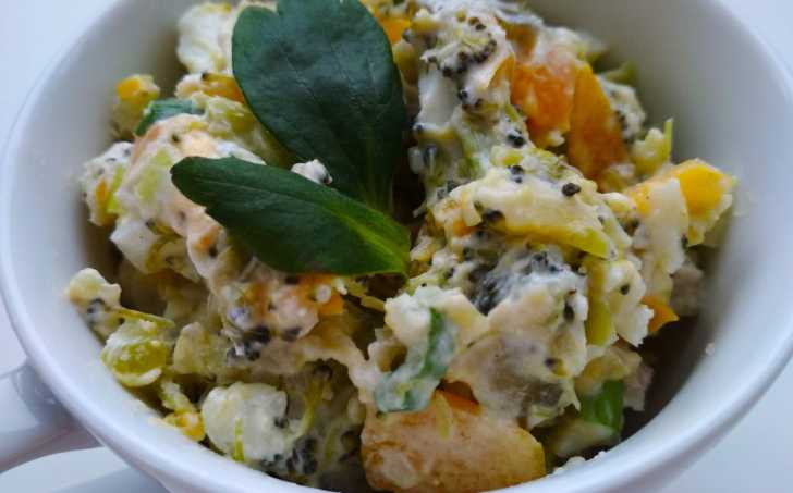 Brokolicový salát s vajíčkem