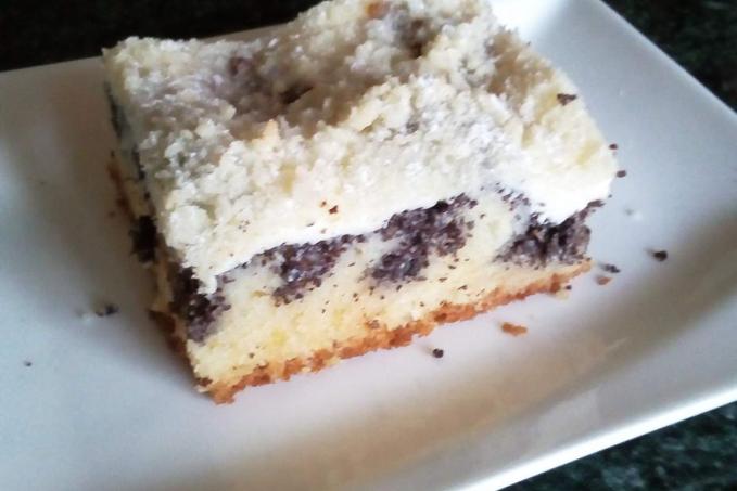 KOLÁČ TROJCTIHODNÝ