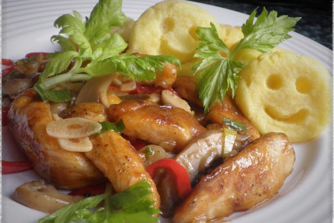 SMAJLÍCI Z BRAMBOROVÉ KAŠE