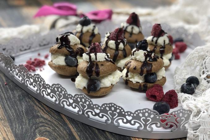 Mandlové dortíčky z odpalovaného těsta Low Carb