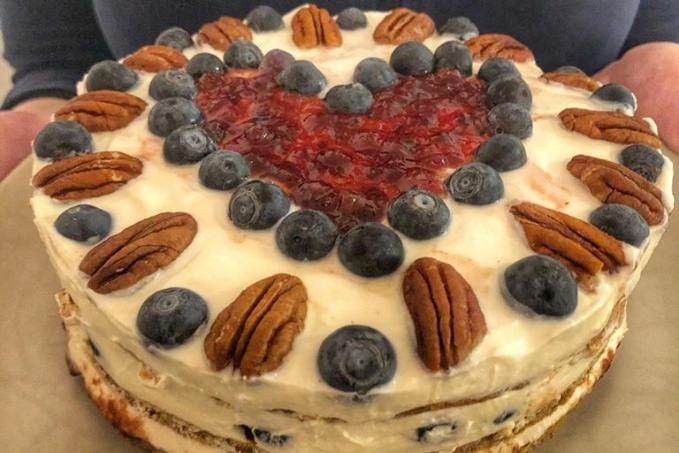 (Ne)pečený piškotový dort s tvarohem a zakysanou smetanou - LC