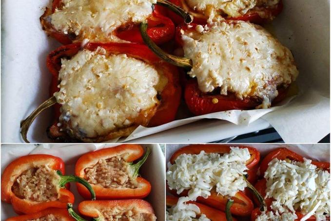 ZAPEČENÉ PAPRIKY S KUŘECÍM A HERMELÍNEM - LC