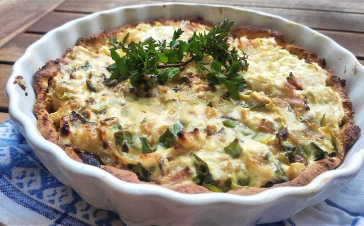 Low carb slaný francouzský koláč - quiche