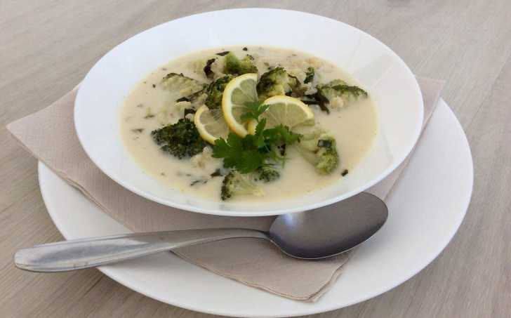Kokosová polévka s brokolicí