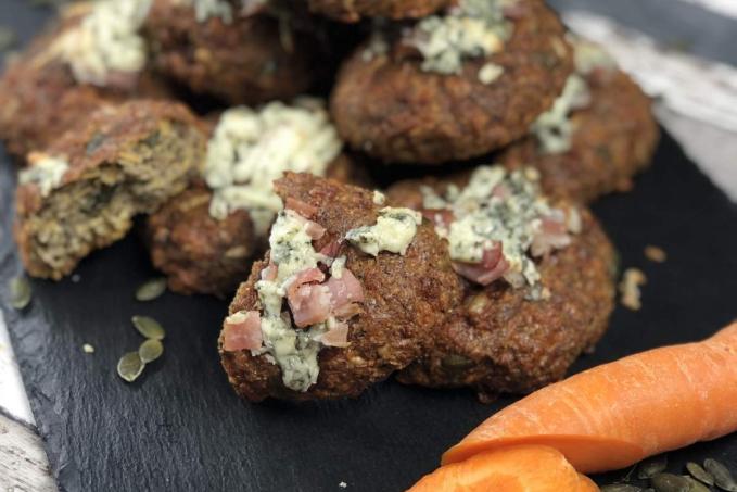 Mandlovo - mrkvové dalamánky s parmskou šunkou a Nivou