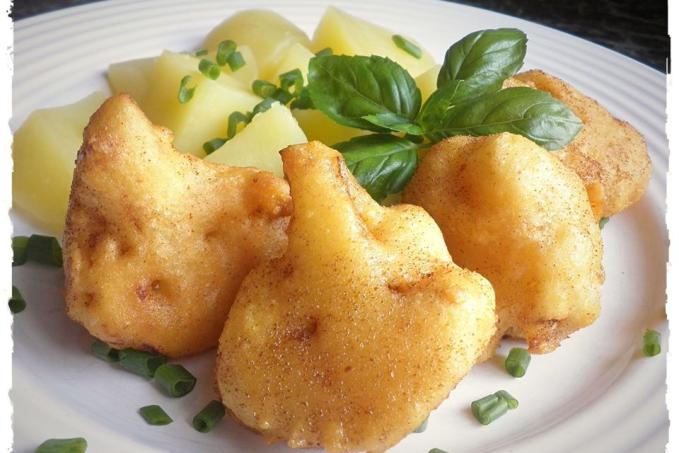 KVĚTÁK SMAŽENÝ V HRACHOVÉM TĚSTÍČKU