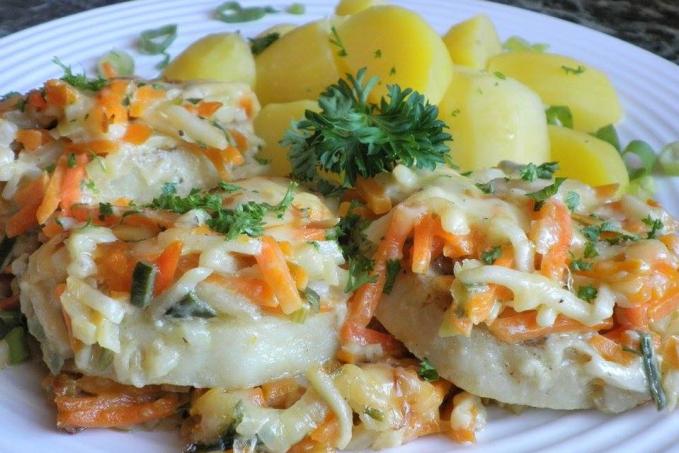 MEDAILONKY Z MOŘSKÉ ŠTIKY SE ZELENINOU