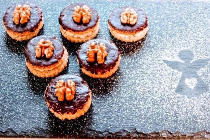 Ořechová kolečka se slaným karamelem - LC