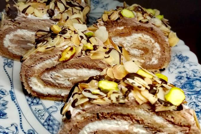 LC roláda s citrónovou a kakaovou náplní