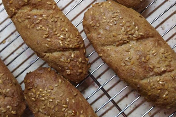 Škvarkové bagetky z jogurtu LC