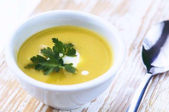 Pórková polévka s kuřetem