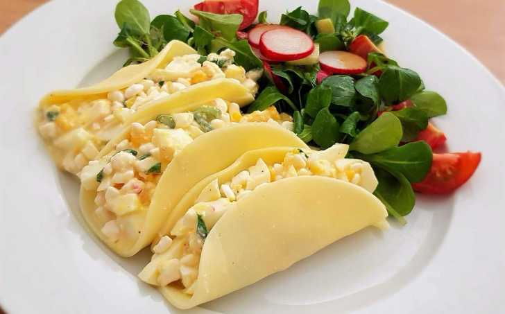 Sýrové tacos s vajíčkovým salátem
