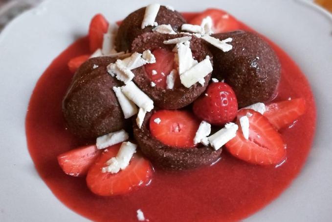 KAKAOVÉ JAHODOVÉ KNEDLÍKY - LC