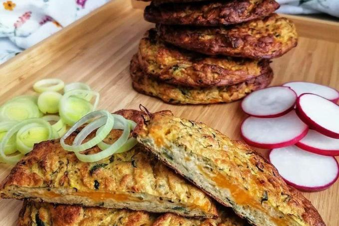 CUKEŤÁKY PLNĚNÉ CHEDDAREM - LC