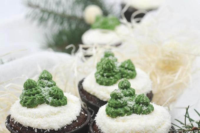 Čokoládové cupcakes se zimním nádechem - LC