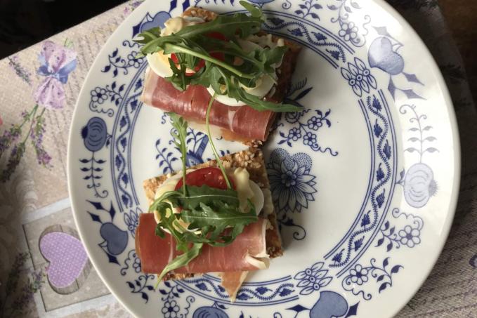 Květákový chlebík