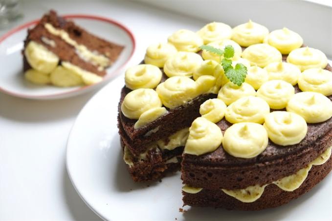 Bezlepkový mrkvový dort s citronovým krémem