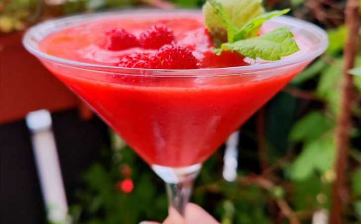 Nealko Frozen strawberry daiquiri