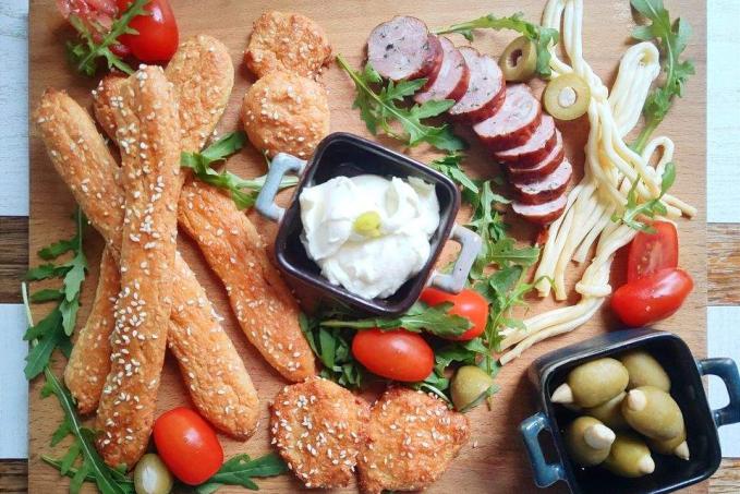 Sezamové tyčky - krekry - sušenky