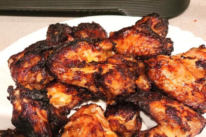 Kuřecí křídla z fritézy