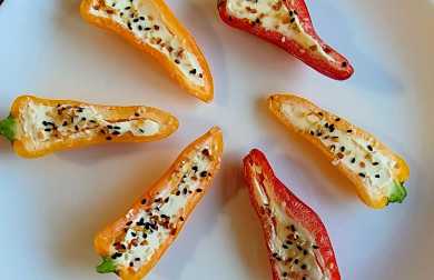 Paprikové lodičky se sýrem