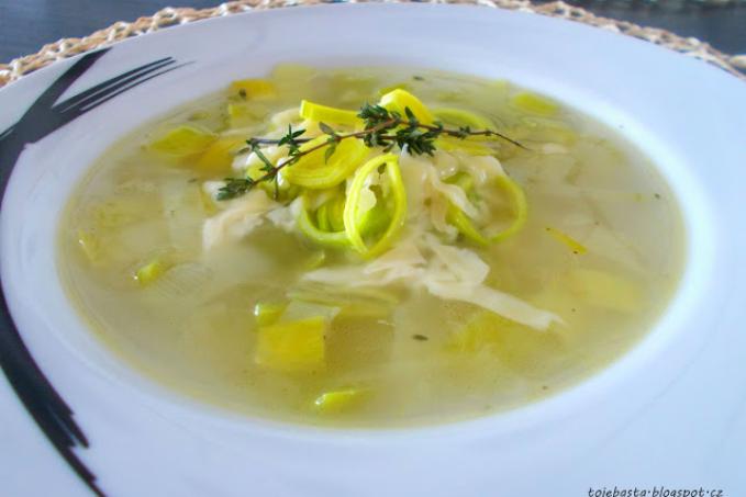 Pórkovo-sýrová polévka